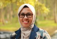 MEGA OKTAVIANY (Ekonom Universitas Gunadarma)